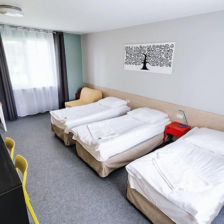 玉田酒店 Ozorków 外观 照片
